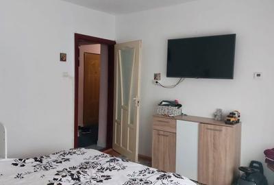 Apartament cu 2 camere decomandat în Exterior Vest - 3