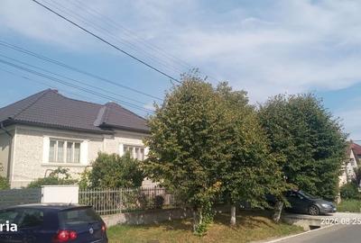 Casă cu 4 camere cu Teren 2200 Mp în Șieu