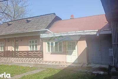 Casă cu 3 camere cu Teren 2700 Mp în Drăgoiești - 2