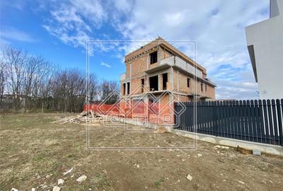 Apartament cu 3 camere în Central - 9