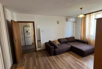 Gara de Nord, Stradal Hotel Astoria - 12