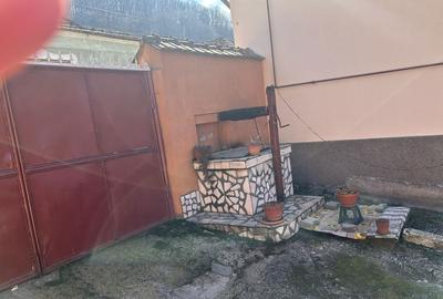 Casă cu 4 camere în Central - 8