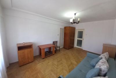 Garsonieră decomandată în Central - 8