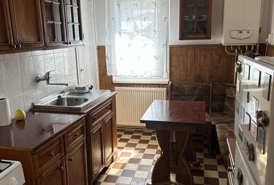 Apartament cu 3 camere decomandat în Central - 4