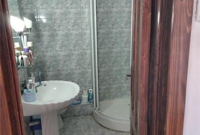 Apartament cu 3 camere decomandat în Mioriței - 1