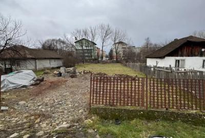 Teren de 1500 mp, în Hotvon - 3