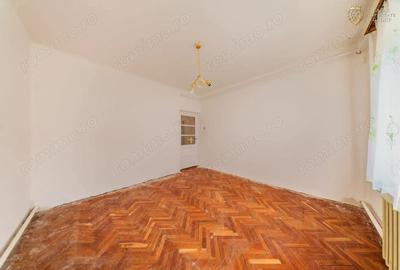 Casa 4 camere de Vanzare - 4