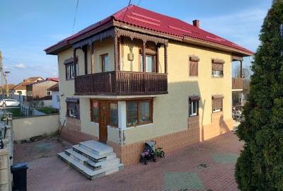 Casă cu 4 camere în Bucureasa - 2