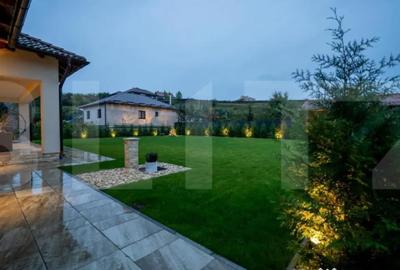 Casă cu 5 camere cu Teren 1577 Mp în Arcuș - 3