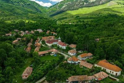 Casă cu 2 camere în Izvoarele (Livezile) - 1