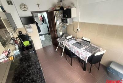 Apartament cu 3 camere decomandat în Mioriței - 7