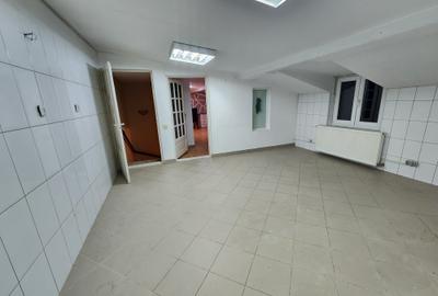 Casă individuală cu 5 camere cu Canalizare în Brâncoveanu - 1