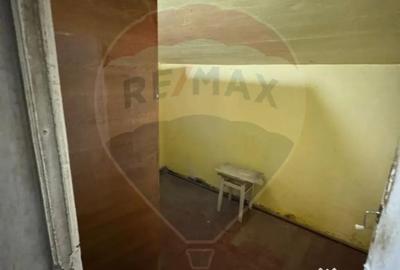 Casă cu 3 camere cu Teren 1681 Mp în Răchitosu - 1