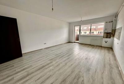 Apartament cu 2 camere decomandat în Sânpetru - 2
