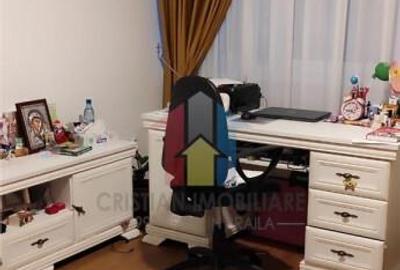 Apartament cu 3 camere decomandat în Școlilor - 13