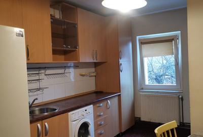 Apartament cu 3 camere decomandat în Valea Cetății - 1