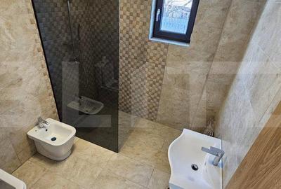 Casa de vanzare, 4 camere, 204 mp, zona Dacia Service - 10