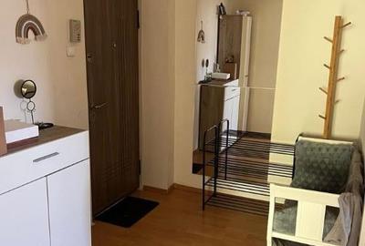 Apartament cu 3 camere, semidecomandat - zona Calea Bucurest - 10