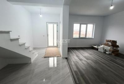 Casă cu 4 camere cu Canalizare în Central - 14