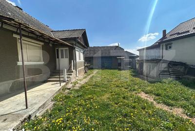 Casă cu 2 camere cu Teren 2300 Mp în Cășeiu - 1