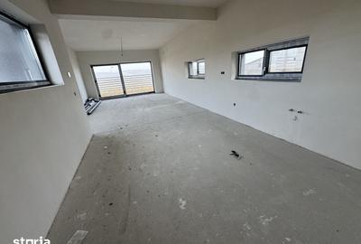 Casă cu 6 camere cu Teren 479 Mp în Central - 3