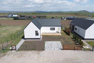 Casă individuală cu 3 camere cu Canalizare în Bod - 1