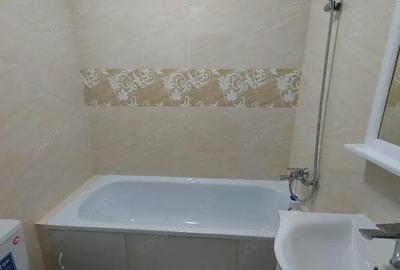 Garsonieră decomandată în Gorjului