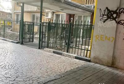 Spațiu comercial, de 150 mp, în Universitate - 1