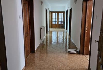 Casă cu 4 camere cu Teren 2900 Mp în Bălteni - 5