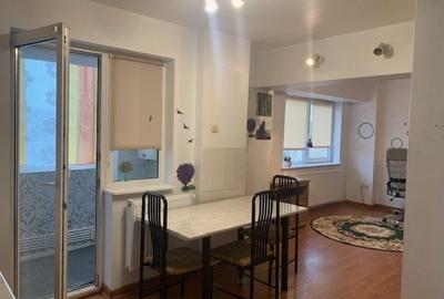 Garsonieră decomandată, mobilată în Dacia