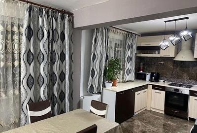 Casă cu Teren 350 Mp în Frătești - 1