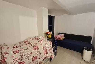 Apartament 2 camere,curte comuna/4 proprietari - 1