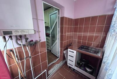 Apartament de vanzare, cu 4 camere, Agriculturii - 2