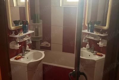 Apartament cu 3 camere decomandat în Obor - 6