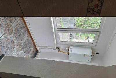 Apartament cu 3 camere semidecomandat în Dărmănești - 8