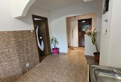 Apartament cu 2 camere decomandat în Bala de Sus - 2