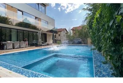 Casă individuală cu 10 camere cu Canalizare în Sisești - 6