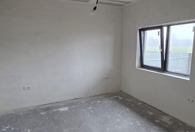 Casă cu 3 camere cu Teren 450 Mp în Lazuri - 2
