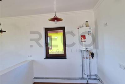Casă cu 3 camere cu Teren 350 Mp în Borș - 3