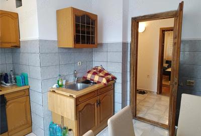 Apartament cu 4 camere decomandat, mobilat în Central - 10