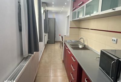 Apartament cu 3 camere în Micro 3 - 3