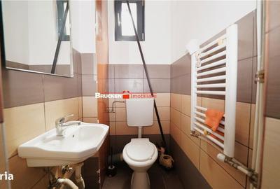 Apartament cu 4 camere în Orașul Nou - 12