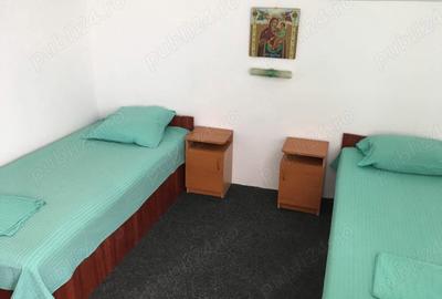 Casă cu 4 camere cu Teren 2000 Mp în Central - 2