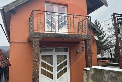 Casa spatioasa de vanzare pe strada Horea Casa spatioasa de vanzare pe strada Horea - 10