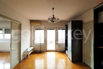 Casă individuală cu 10 camere cu Canalizare în Domenii - 13