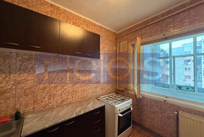 Apartament cu 3 camere, mobilat în Ferdinand