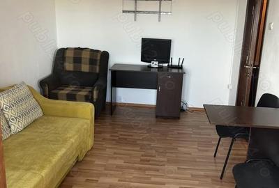 Garsonieră decomandată în Broșteni - 4
