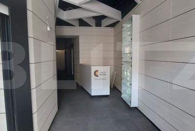 Spațiu comercial, de 71.7 mp, în Ultracentral - 2