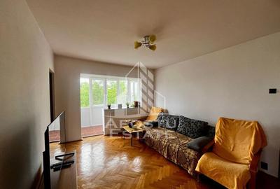 Apartament 4 camere,centrala proprie,zona Take Ionescu