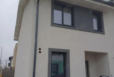 Casă în Moșnița Nouă